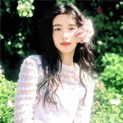 不再托腮遐思